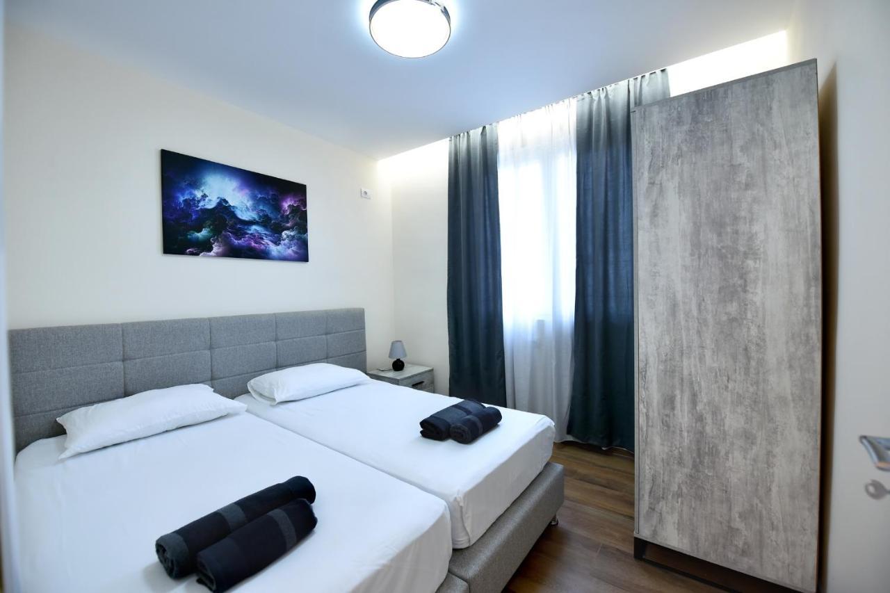 Appartement Noir Living 2 Bedroom Tirana