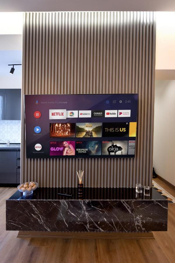 Noir Living 2 Bedroom Appartement *